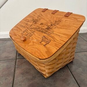 AmericanTrad. Wooden Basket Slant Lid Leather Straps Burned Rural Farm Rustic